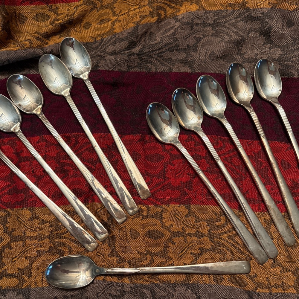 Vintage Victor S. Co. A1+ IS Silverplate 11-Iced Tea Spoons 1900-1940